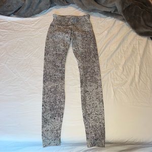 Rare grey speckled Lululemon leggings